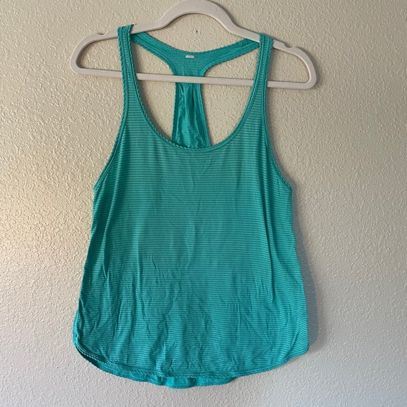 Lululemon Tank - Picture 1 of 6